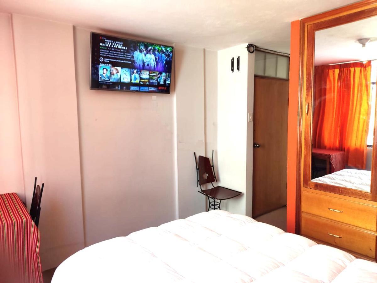 פונו Pacha Hostel מראה חיצוני תמונה