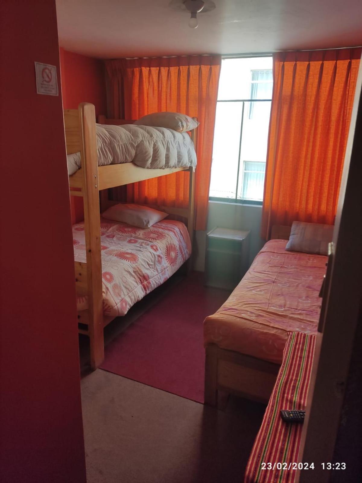 פונו Pacha Hostel מראה חיצוני תמונה