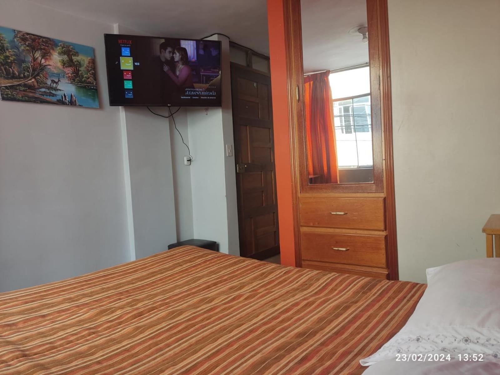פונו Pacha Hostel מראה חיצוני תמונה