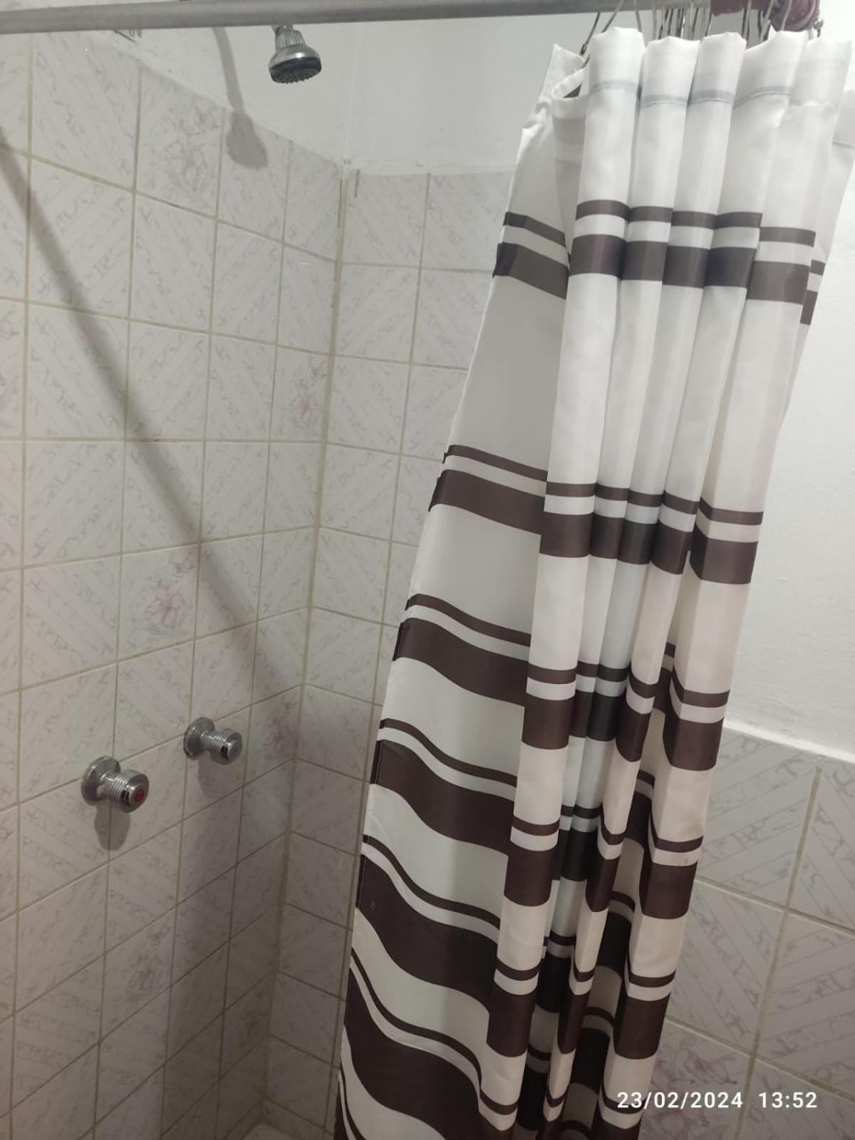 פונו Pacha Hostel מראה חיצוני תמונה